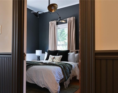 189 Berean - Photo Thumbnail 20