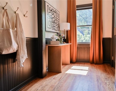 189 Berean - Photo Thumbnail 5
