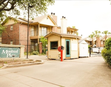 2121 Hepburn Street - Photo Thumbnail 6