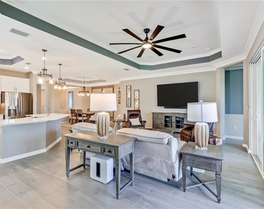 12584 Wellen Golf Street - Photo Thumbnail 9