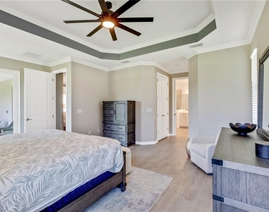 12584 Wellen Golf Street - Photo Thumbnail 18