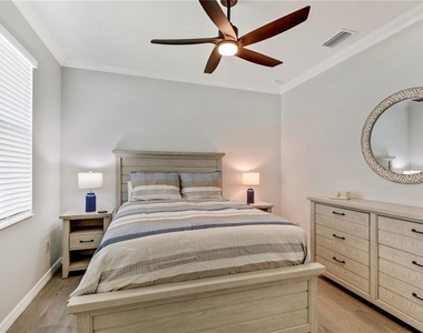 12584 Wellen Golf Street - Photo Thumbnail 27