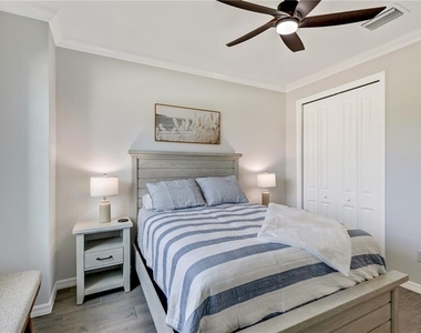 12584 Wellen Golf Street - Photo Thumbnail 24