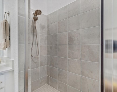 17440 Opal Sand Drive - Photo Thumbnail 33