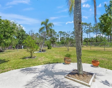925 Iglesia Drive - Photo Thumbnail 23