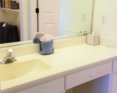 5678 Sheffield Greene Cir - Photo Thumbnail 9