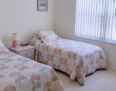 5678 Sheffield Greene Cir - Photo Thumbnail 2