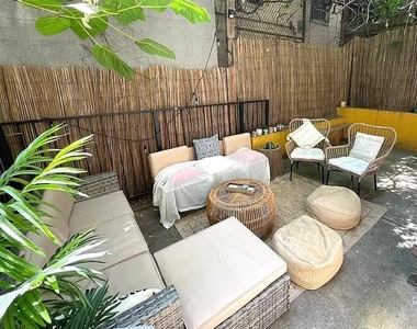 232 Elizabeth Street - Photo Thumbnail 0