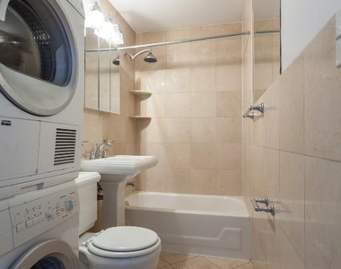 232 Elizabeth Street - Photo Thumbnail 2