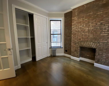 West 103rd Street - Photo Thumbnail 9