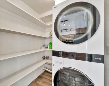 24709 Santa Clara Avenue - Photo Thumbnail 34