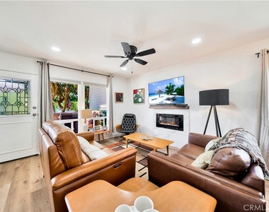 24709 Santa Clara Avenue - Photo Thumbnail 8