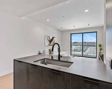 3688 Overland Avenue - Photo Thumbnail 3