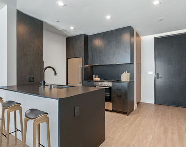 3688 Overland Avenue - Photo Thumbnail 2