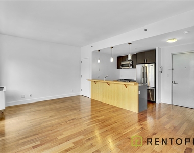 63 Roebling Street - Photo Thumbnail 2