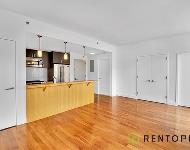 63 Roebling Street - Photo Thumbnail 3