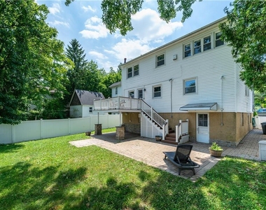 79 Broadway - Photo Thumbnail 19