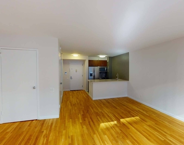 120 W. 21st - Photo Thumbnail 4
