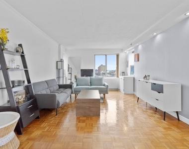 300 W 135th Street - Photo Thumbnail 0