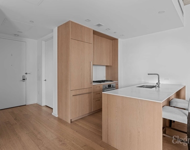 98 Front Street - Photo Thumbnail 2