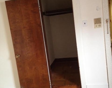 901 Clinton Street - Photo Thumbnail 10