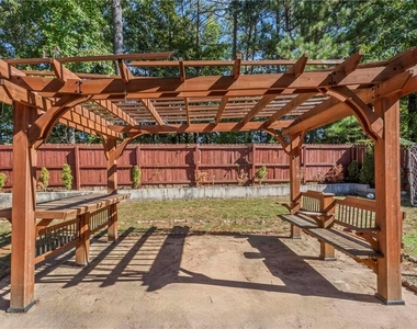 2067 Peach Shoals Circle - Photo Thumbnail 26