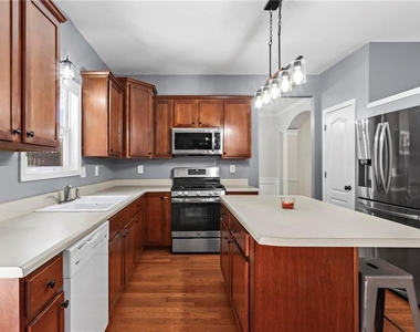2067 Peach Shoals Circle - Photo Thumbnail 14
