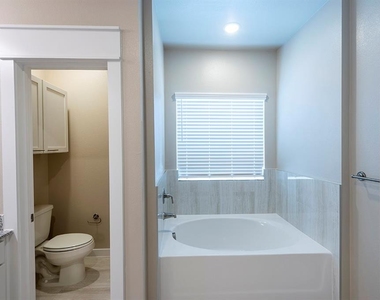 1724 Partnership Way - Photo Thumbnail 24