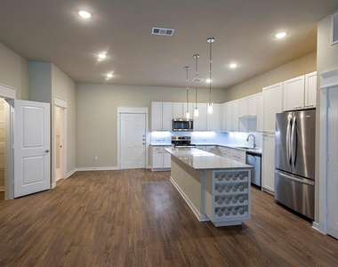 1724 Partnership Way - Photo Thumbnail 32