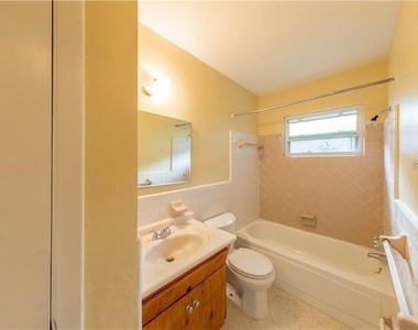 10165 106th Terrace - Photo Thumbnail 6