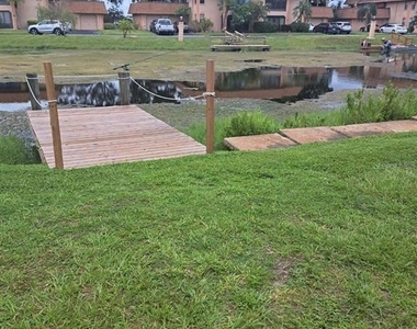 10165 106th Terrace - Photo Thumbnail 2