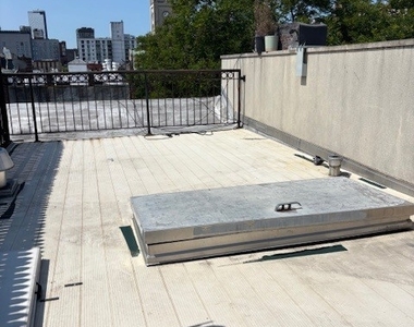 521 East 5th Street - Photo Thumbnail 10