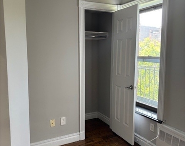 521 East 5th Street - Photo Thumbnail 8