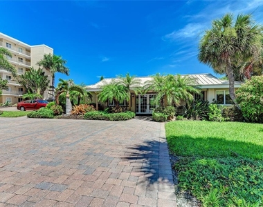 4825 Gulf Of Mexico Drive - Photo Thumbnail 29