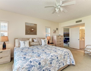 4825 Gulf Of Mexico Drive - Photo Thumbnail 12