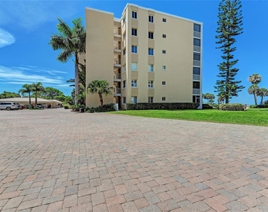 4825 Gulf Of Mexico Drive - Photo Thumbnail 22