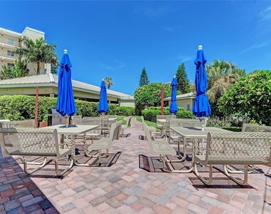 4825 Gulf Of Mexico Drive - Photo Thumbnail 31
