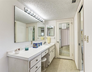 4825 Gulf Of Mexico Drive - Photo Thumbnail 16