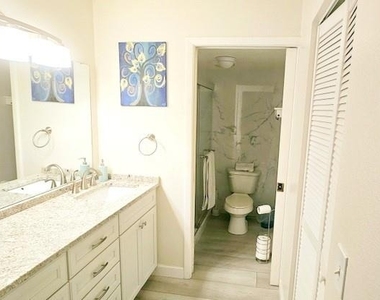 132 Wild Palm Drive - Photo Thumbnail 11