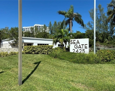 2425 Gulf Of Mexico Drive - Photo Thumbnail 49