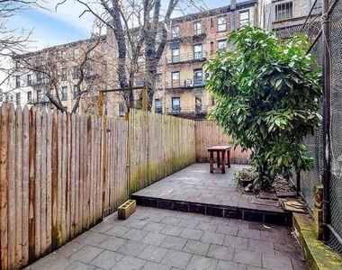 118 EAST 7TH STREET - Photo Thumbnail 3
