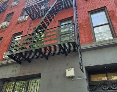 156 East 85th Street - Photo Thumbnail 11