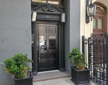156 East 85th Street - Photo Thumbnail 12