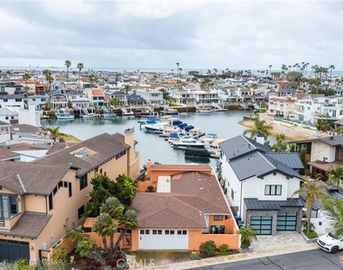 52 Balboa Coves - Photo Thumbnail 7