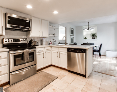 524 Seminole Avenue Ne - Photo Thumbnail 48