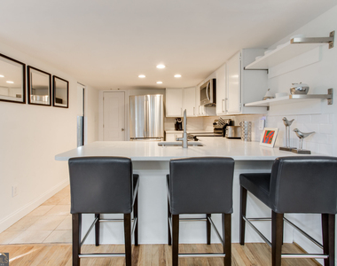 524 Seminole Avenue Ne - Photo Thumbnail 50