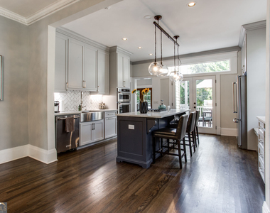 524 Seminole Avenue Ne - Photo Thumbnail 18