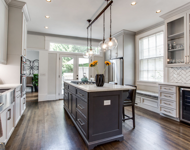 524 Seminole Avenue Ne - Photo Thumbnail 20