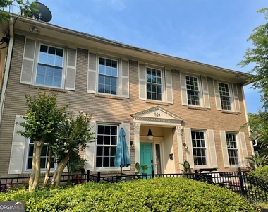 524 Seminole Avenue Ne - Photo Thumbnail 5