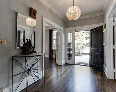 524 Seminole Avenue Ne - Photo Thumbnail 11